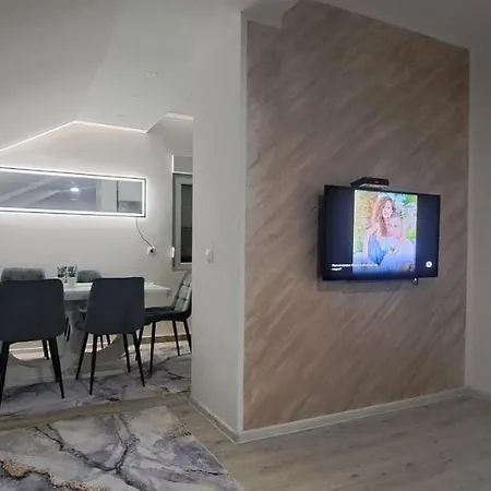 Apartment Luxury Milicevic *