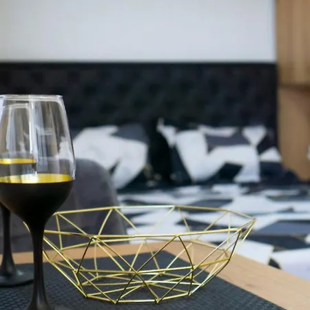 Luxury Milicevic 아파트 트레빈예