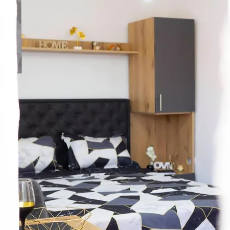 아파트 Luxury Milicevic 트레빈예