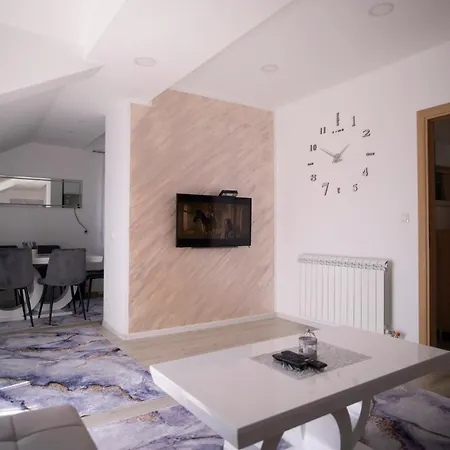 Luxury Milicevic Apartament *